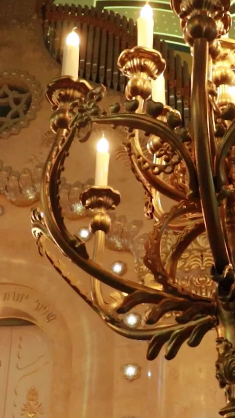 Vertical Low Angle Cinematic Shot of Ornate Floor Candelabra and Stone Arches 库存影片 331135620