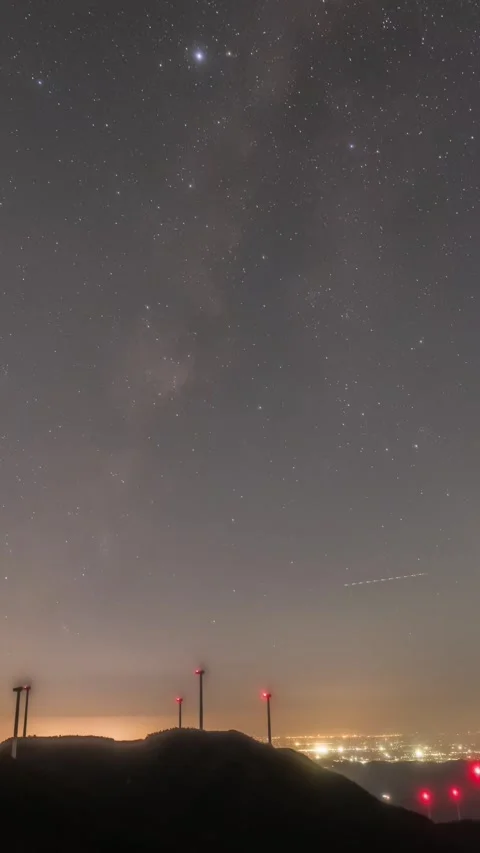 Vertical Night Sky Milky Way Timelapse with Bright Stars and Galaxy Vista Stock Footage 327478627