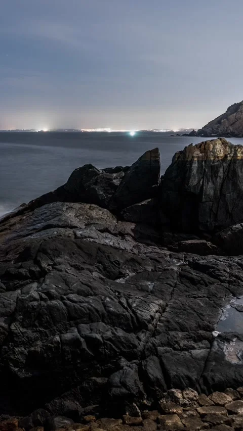 Vertical Ocean Waves Crashing on Rocks Motion Shoreline Timelapse Stock Footage 327670226