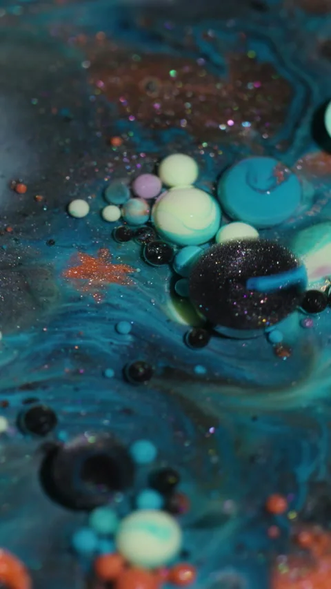 Vertical oil background paint bubbles ink glitter Video stock 334011978