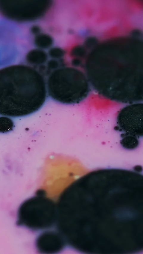 Vertical paint bubbles ink drop pink black oil Video stock 292732325