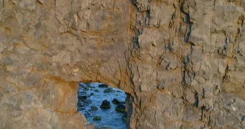 Vertical panorama of a unique rock Video stock 129902485