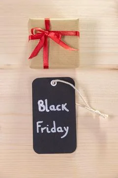 A vertical photo showing a rectangular black label with the words Black Fri.. 库存照片
