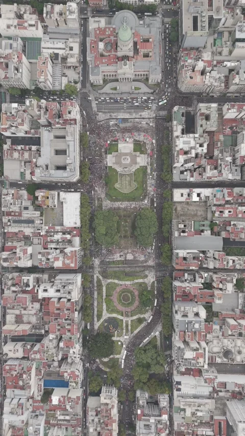 Vertical raw shot during the march for women's day 8m Stock Footage 269982701