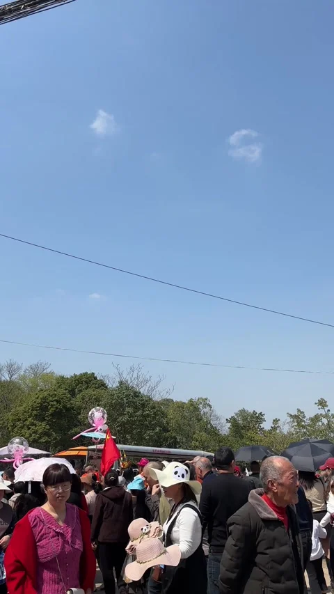 Vertical Red archway for 2026 Mulan Temple Fair Video stock 334901190