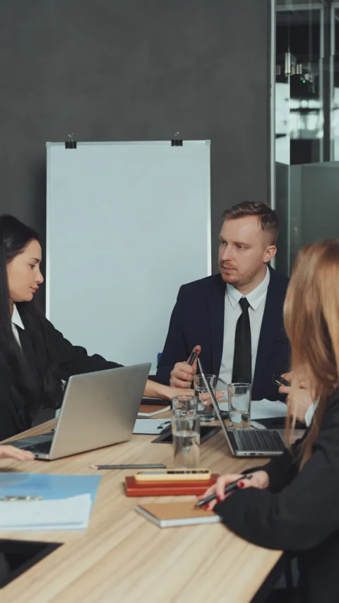Vertical screen: Business handshake during meeting Stock Footage 293016431