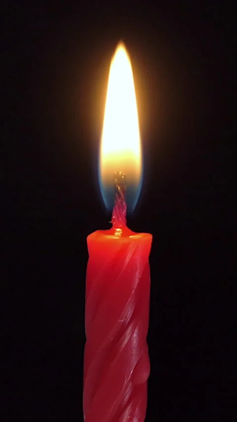 Vertical Screen: Candle flame with alpha channel. The candle burns with a soft Stock Footage 231311587