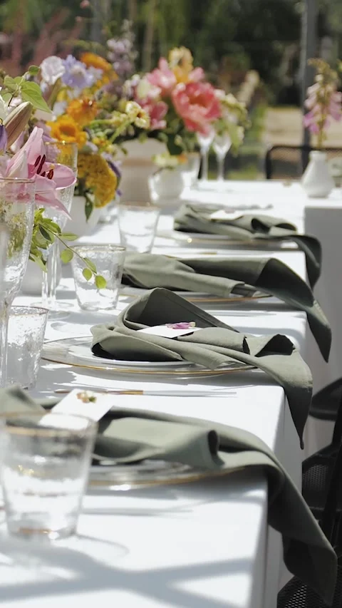 Vertical screen: Wedding decor, decorated tables, glass, flowers, candles Stock Footage 308398559