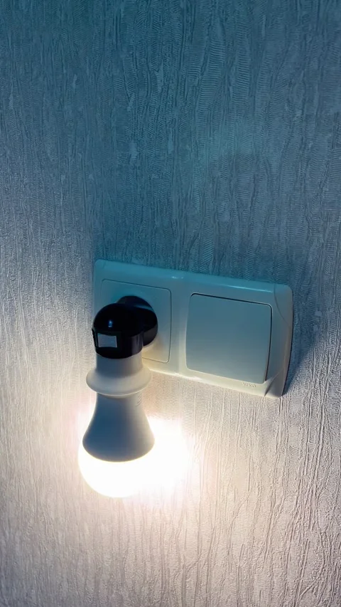 Vertical Shot. DIY home lighting tutorial for energy efficient bulb replaceme Stock Footage 338189958