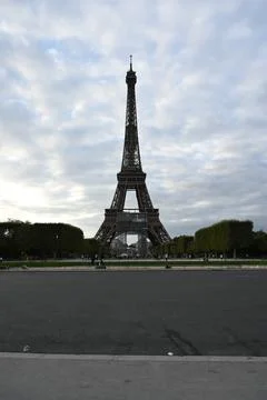 Vertical shot of the Eiffel tower in Paris Stock Photos