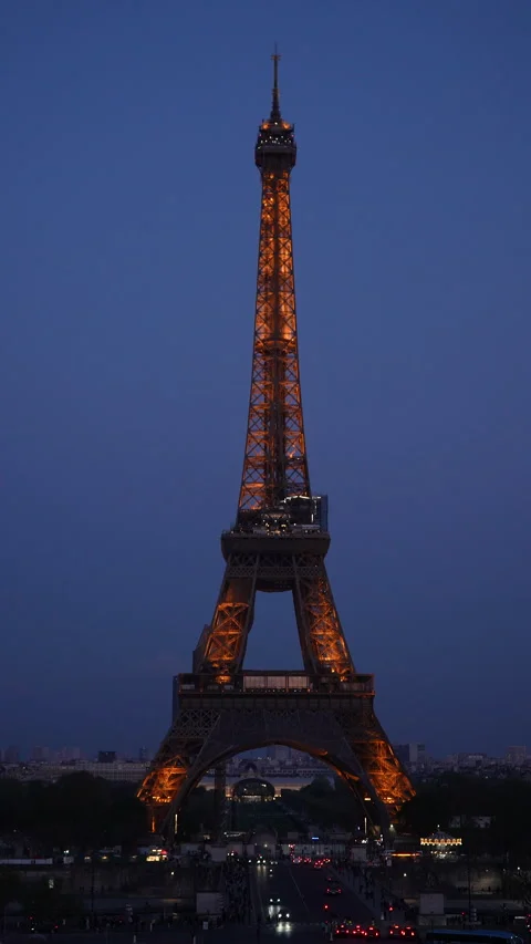 Vertical silhouette of Eiffel Tower without lighting against dark sky. Iconic 스톡 동영상 244385273