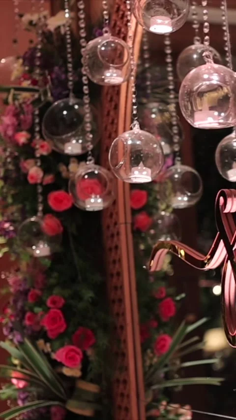 Vertical Slow Motion Shot of Indian Wedding Venue Decoration in India 库存影片 331559473
