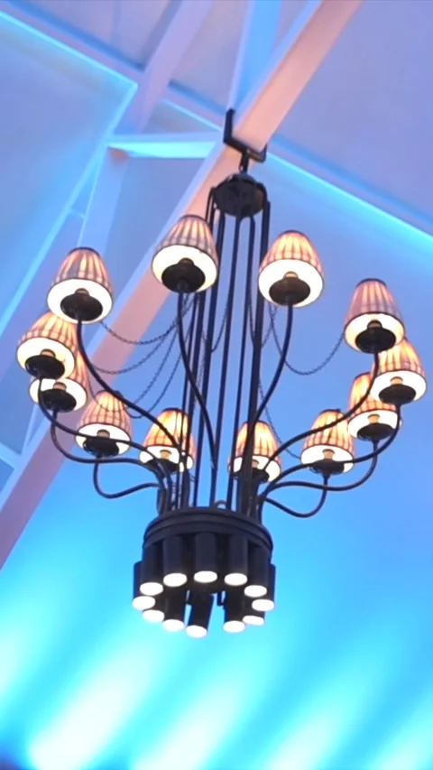 Vertical Slow Motion Shot of Indian Wedding Venue Decoration in India 库存影片 331559491