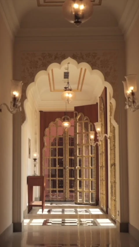 Vertical Slow Motion Shot of Indian Wedding Venue Decoration in India Vidéo 336843380