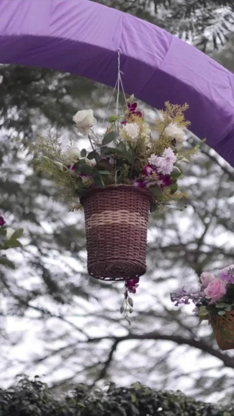 Vertical Slow Motion Shot of Indian Wedding Venue Decoration in India Видео 337405708
