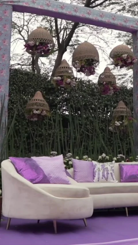 Vertical Slow Motion Shot of Indian Wedding Venue Decoration in India Видео 337405774