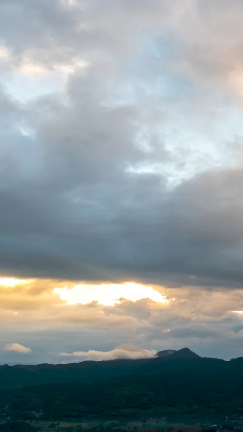Vertical Time-lapse Blue sky white cloud mountain Tropical landscape Video stock 331272931