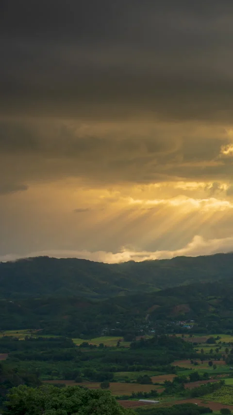 Vertical Time-lapse Blue sky white cloud mountain Tropical landscape Video stock 331273208