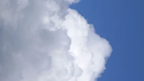 Vertical time lapse video of changing cloudscape in 4K Stock Footage 138981538