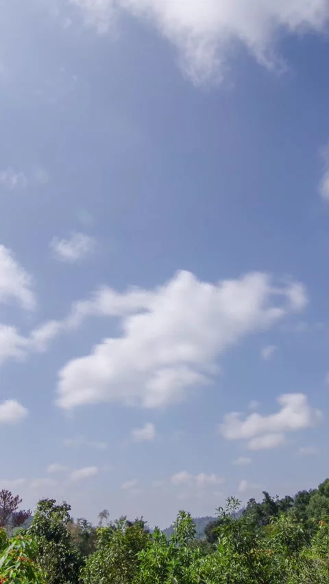 Vertical timelapse view of natural winter mountain range with some cloud fo.. Stock Footage 228716736