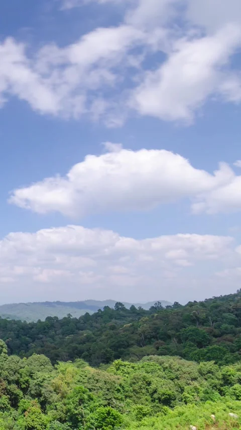 Vertical timelapse view of natural winter mountain range with some cloud fo.. Stock Footage 228716873