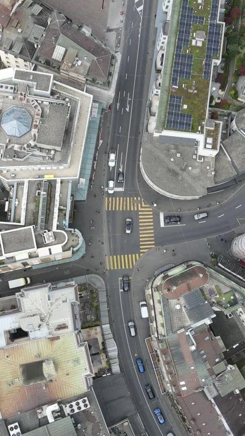 Vertical top down traffic intersection in Montreux Switzerland Stockbeeldmateriaal 332795208