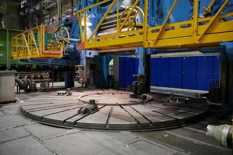 Vertical turning lathe machine tool used in plant workshop Stock Photos