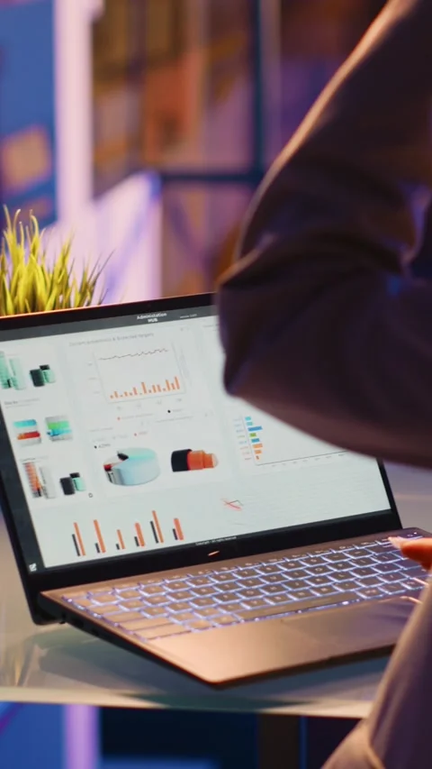 Vertical video: Advisor agent analyzing marketing statistics Stock Footage 232755185