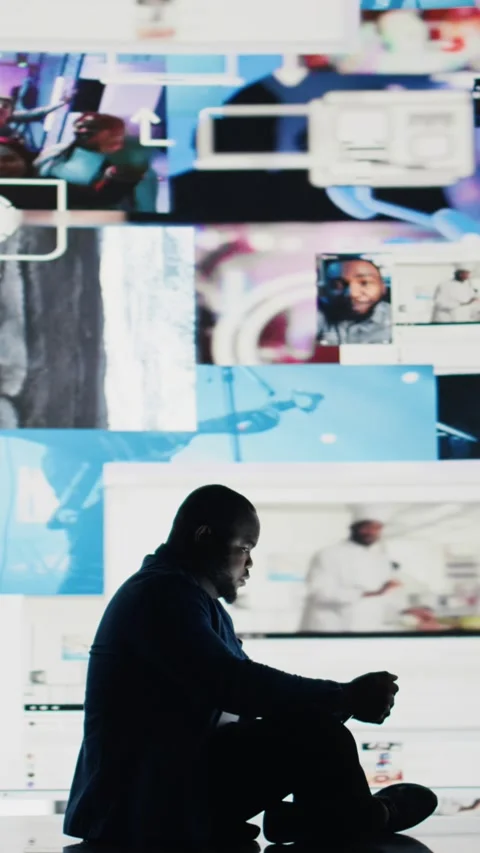 Vertical Video African American guy suffers from mental health disorder due to Stock-Footage 312124161