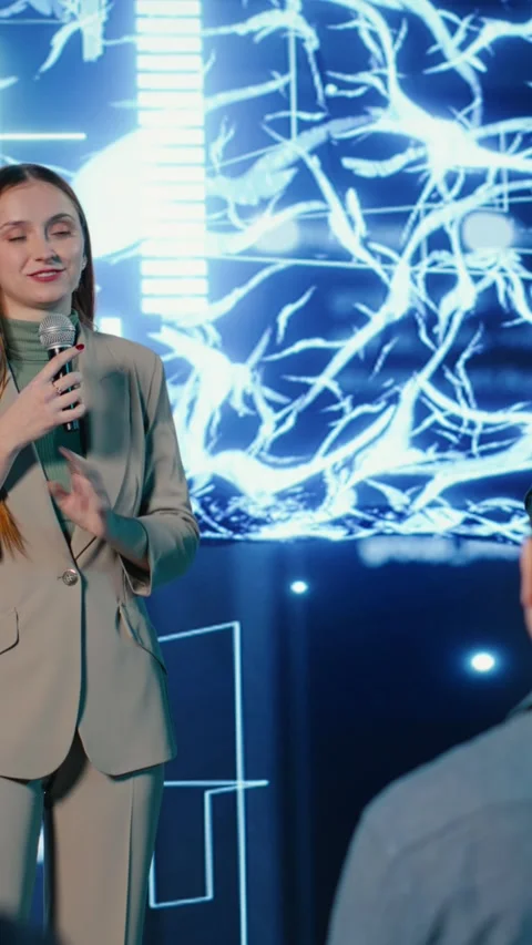 Vertical Video AI-driven business presentation showing machine learning and deep Stock Footage 327880012