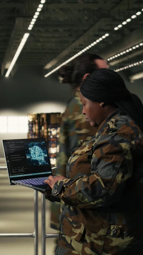Vertical Video Army soldier operating AI application with advanced data Stock Footage 330204295