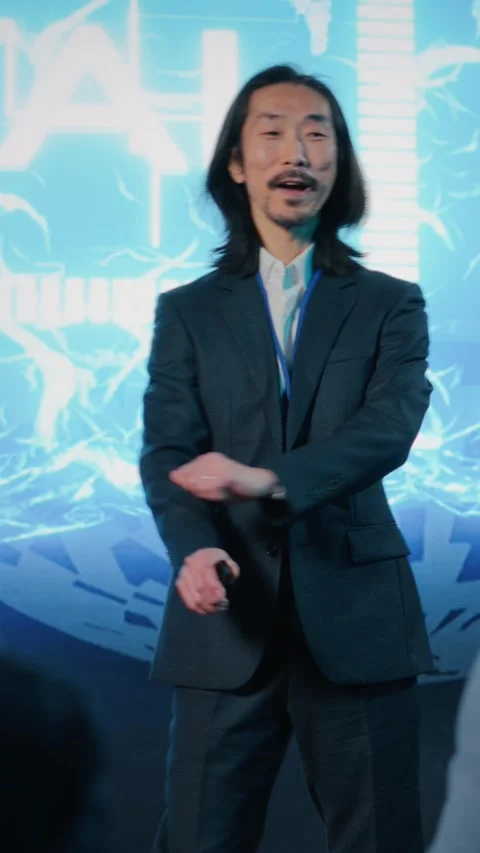 Vertical Video Audience clapping hands for asian speaker at artificial Stock Footage 327761383