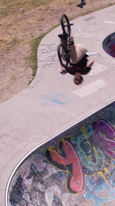 Vertical Video Backflip BMX to flair footjam Stock Footage 171815163