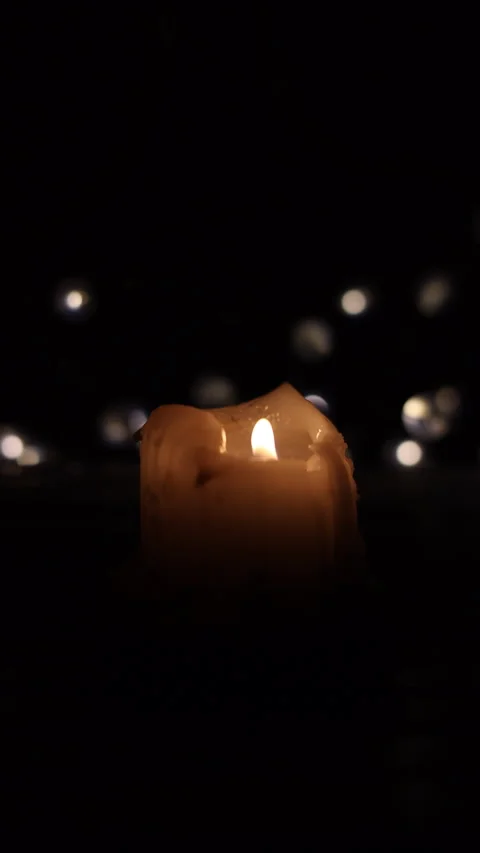 Vertical video, Burning Candle Wick Flame Video stock 295699883