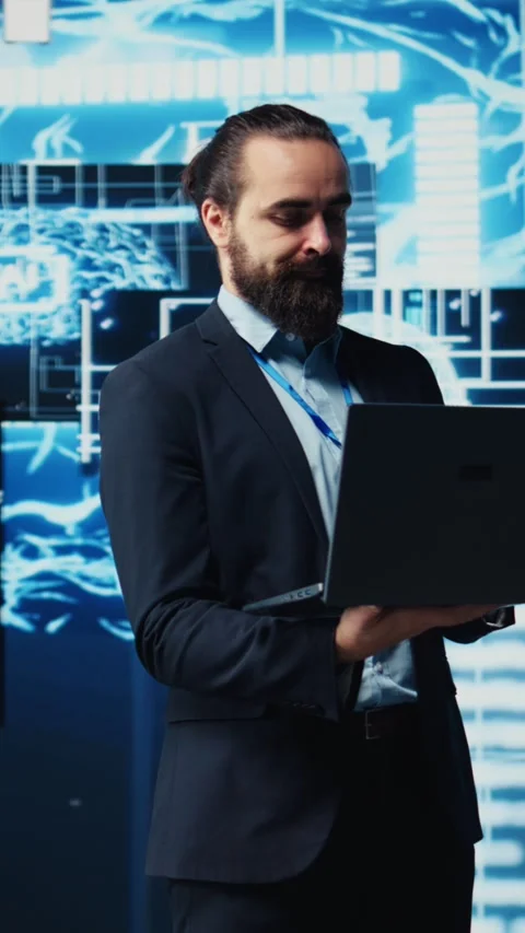 Vertical Video Businessman exploring deep learning and big data connectivity Video stock 310641132