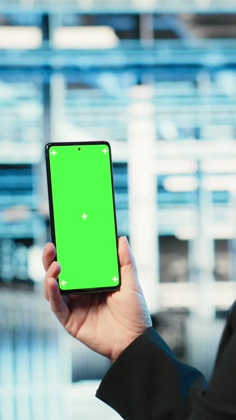 Vertical video Chroma key smartphone, troubleshooting rigs issues and admin in Stock Footage 329316509