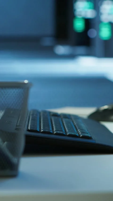 Vertical video Close up on computer peripherals used by employees in data center Stock Footage 280516382