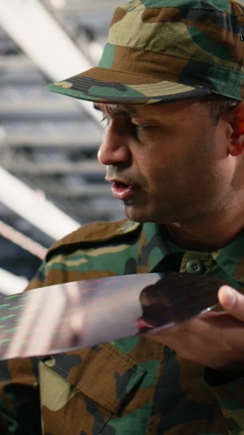Vertical video Close up of microchip factory expert and military intelligence Stock Footage 333615404