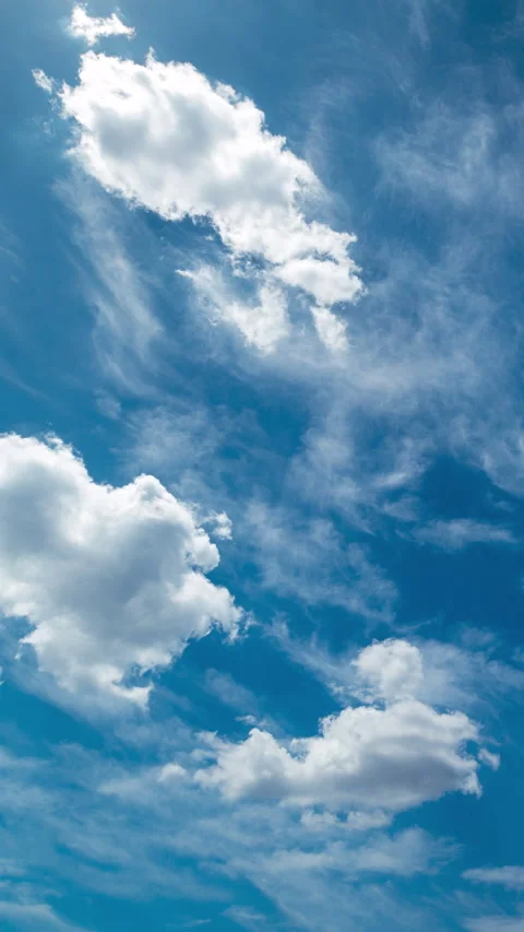 Vertical video - Clouds Timelapse Video stock 316259657