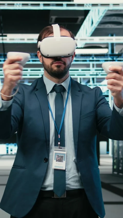 Vertical video Data center computer scientist uses VR headset tech to visualize Stock Footage 329944109