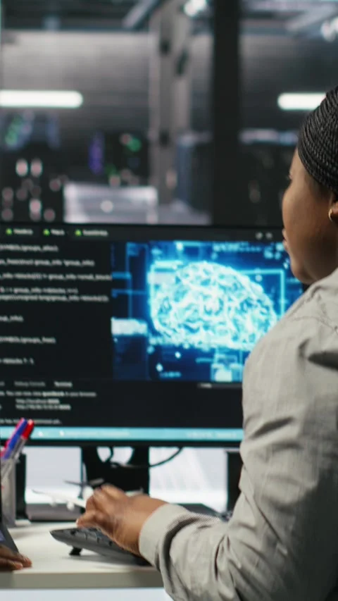 Vertical video Data center engineering team uses artificial intelligence deep Stock Footage 308755728