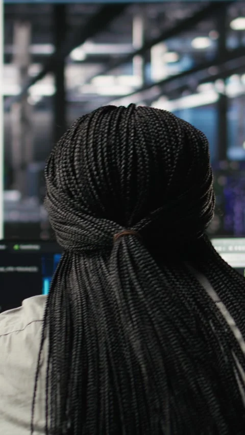 Vertical video Data center software developer using artificial intelligence deep Stock Footage 308756181