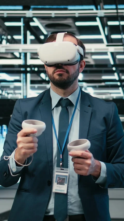 Vertical video Debugging system errors, VR headset and computer scientist in Stock Footage 329649886