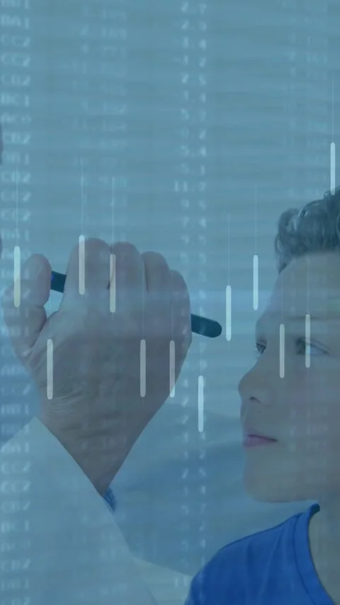 Vertical video: Dr raising marker, marking bars on glass while health data Stockbeeldmateriaal 331271201