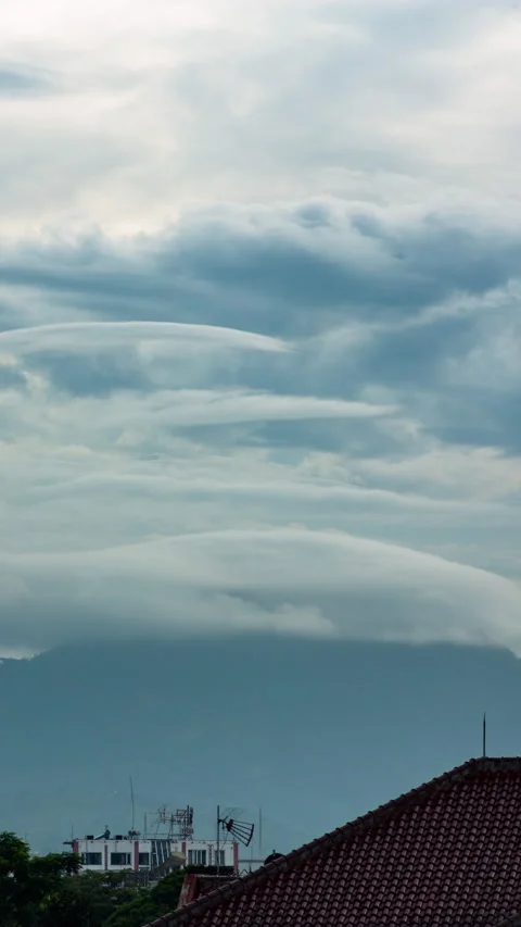 Vertical video - Dramatic Clouds Timelapse Stock Footage 280153992