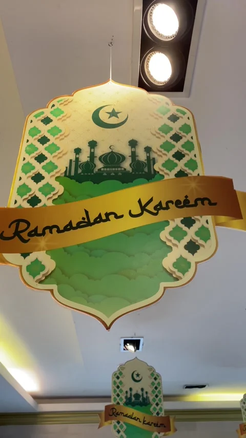 Vertical video of Eid ornaments Stock Footage 301178364