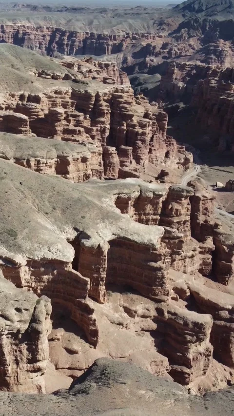 Vertical video Eroded sandstone plateaus view, Martian Charyn Canyon, Kazakhstan Video stock 336692628