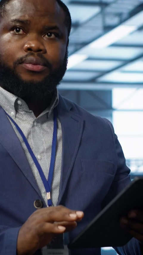 Vertical video Expert ensuring optimal performance and data integrity in server Stock Footage 277859624