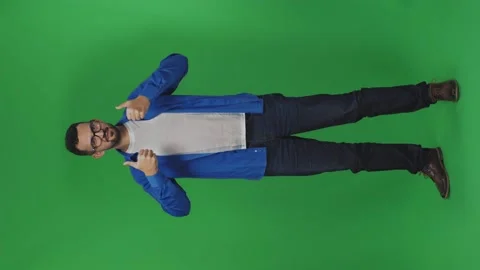 Vertical video of the handsome man with beard shows thumbs up, Like gesture Video stock 171160505