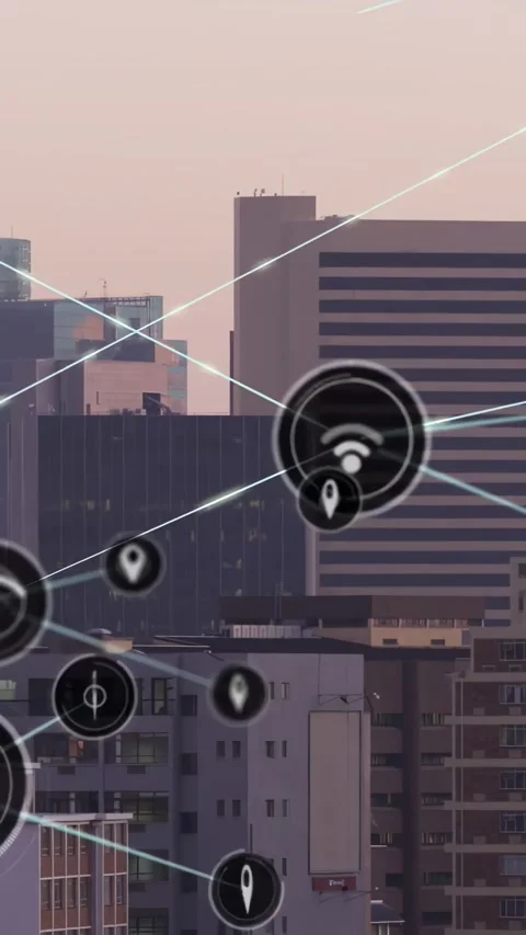 Vertical video: HUD appearing, rings rotating and icons sliding to map urban Stock Footage 334602995
